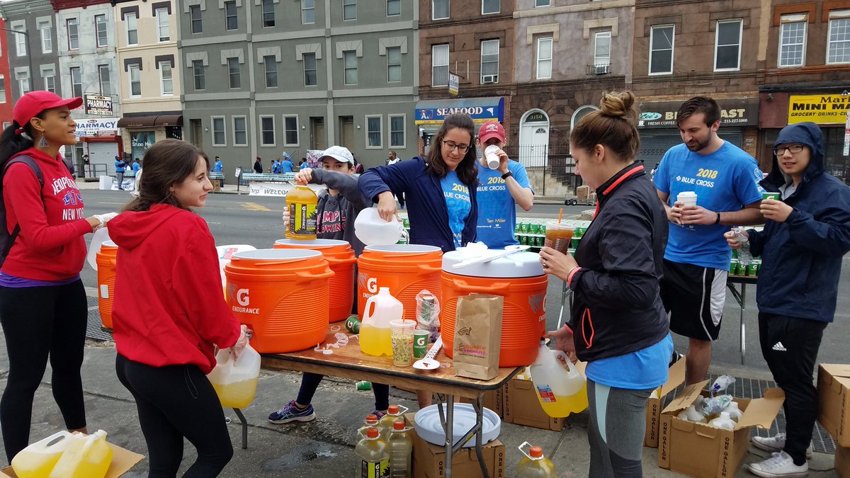 Temple PT and TPPTA had a successful hydration station for the Broad St Run this morning. Congratulations to all of the runners 💪🏃 #TemplePT #BroadStreetRun2018