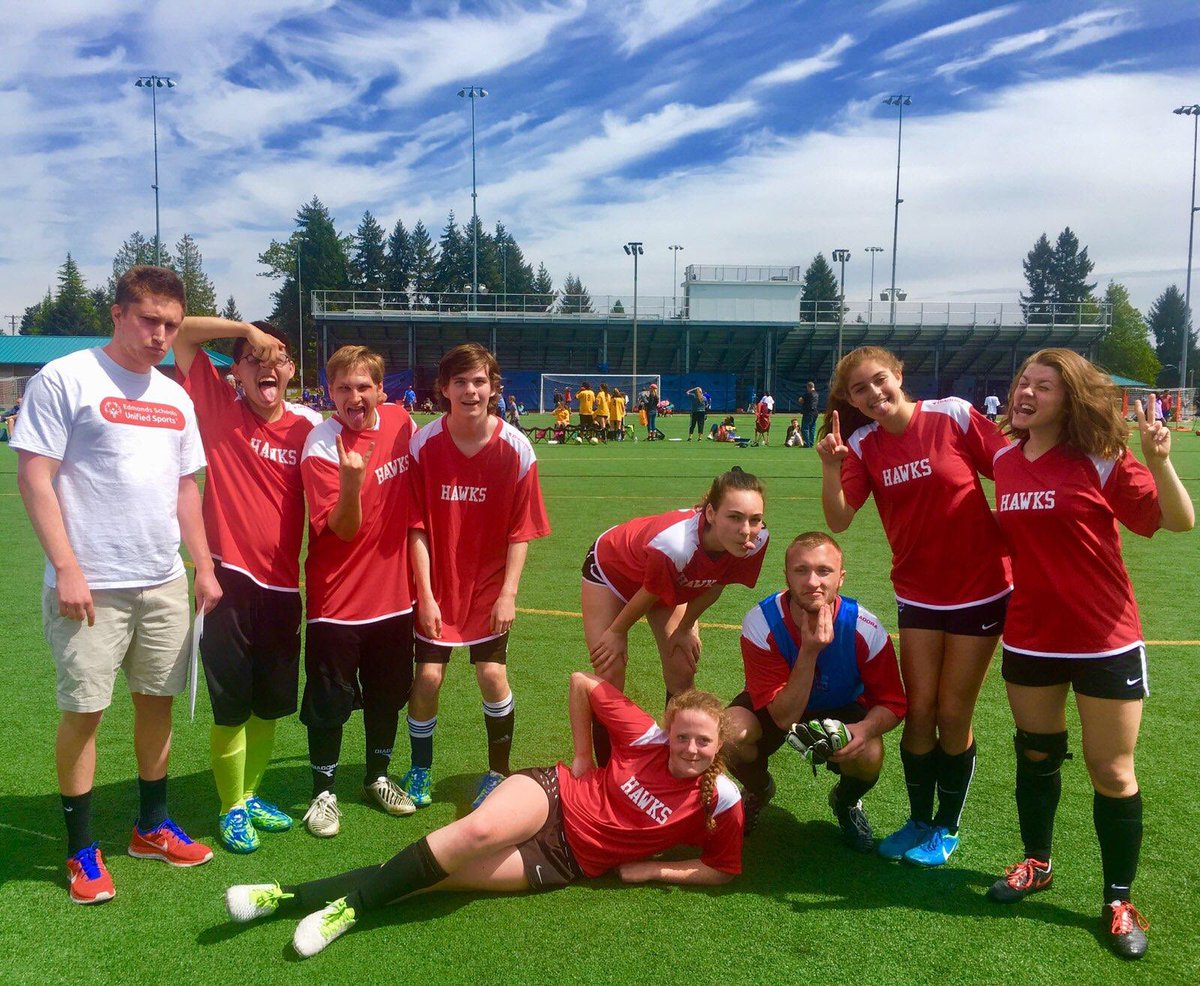 Congratulations to the @EdmondsSchools #PlayUnified team and @gssurfsc star Gaby Chappell for qualifying for the @SO_Washington State Championships at PLU on June 2-3! Good luck!! @WAYouthSoccer @wiaawa @seattlesoccer @HeraldNetPreps