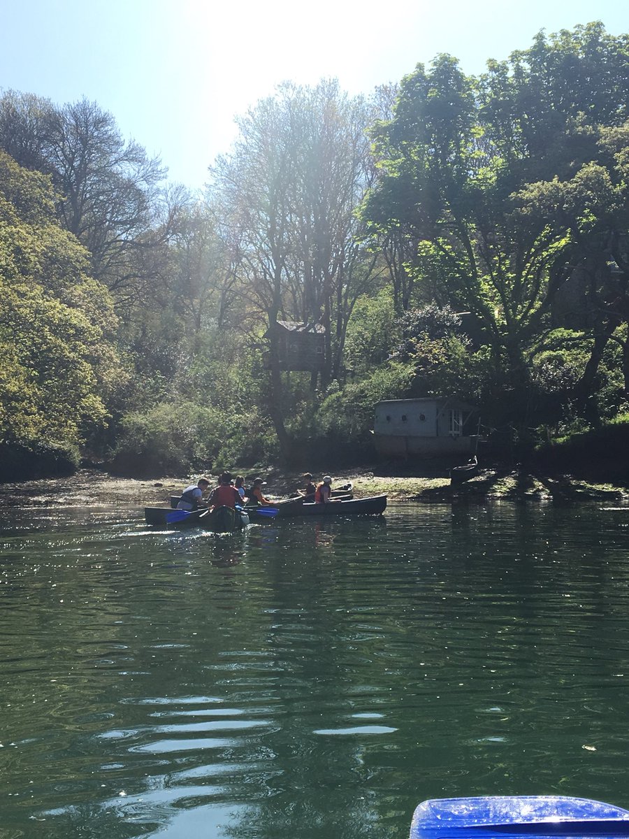 unit72ukscouts's tweet photo. Happy summer Canadian Canoe camp @CanoeCornwall @UKScouting @ukcontingent  #iscout #summer #notentneeded #cornwall #happy #beautifulpartoftheworld #canoe https://t.co/W6LKGGUzXY
