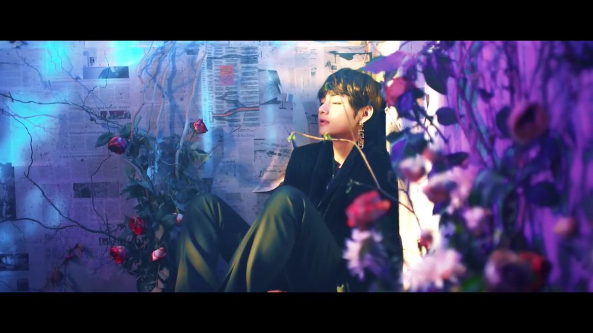 caicedobele1's tweet photo. 🚨 BANGTAN esta en Tendencias Globales.🚨

1 _ #Singularity 
2_  #KimTaehyung 
3_  #NamjoonInspiresMe
6_  #LOVE_YOURSELF https://t.co/AoyGQmURvq