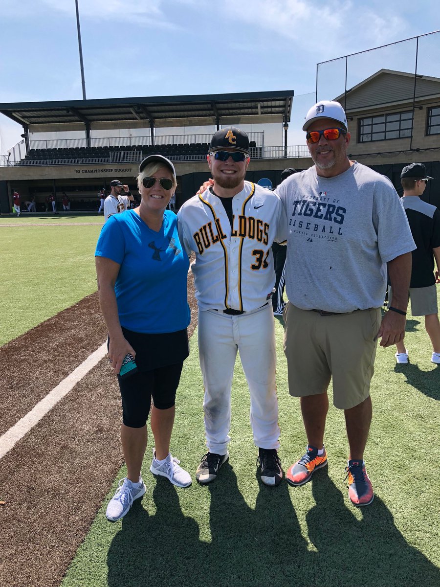 KyroLisa's tweet photo. Tyler is heading to NCBA World Series! So proud!! https://t.co/8XnOBwy2kU