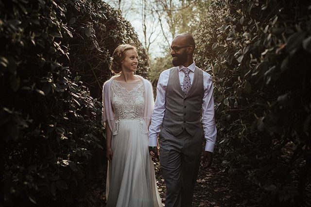 lukehayden23's tweet photo. My first wedding of the season was amazing. Loved spending time with these two beautiful humans.
.
.
.
.
.
#lookslikefilm #naturallight #tonegate #authenticlovemag #weddingphotoinspiration #wildelopements #wanderingphotographers #yourockphotographers #fi… https://t.co/FEa2cn7Ii5 https://t.co/SFSnkIawqb