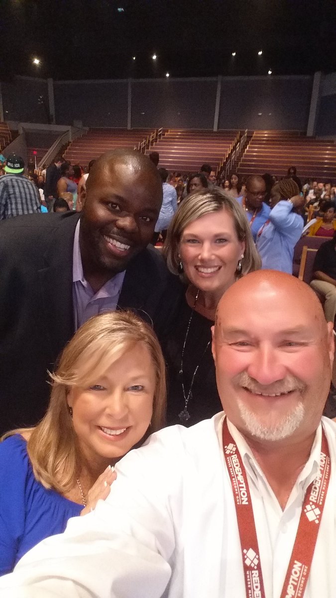 JohnnyMThompson's tweet image. New friends