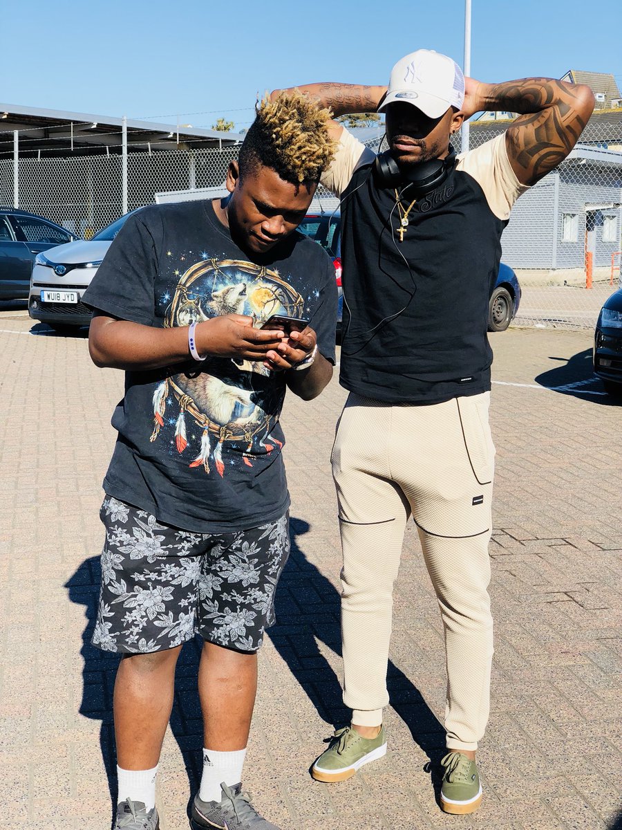 NaakMusiQ's tweet photo. What’s good Ireland 🇮🇪 cc @DistructionB https://t.co/H1pcFe14jf
