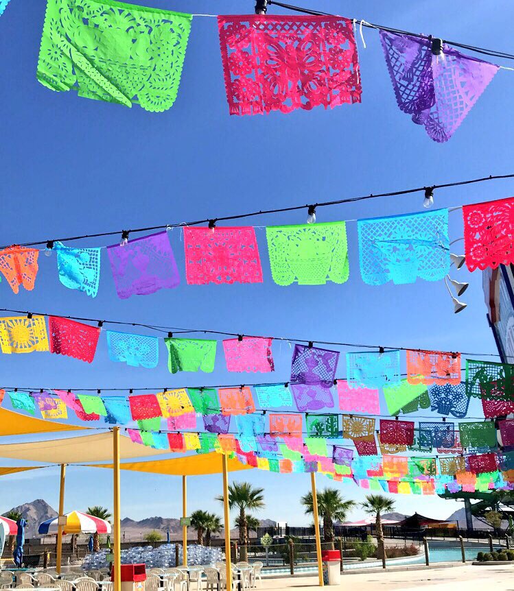 jenpbradley's tweet photo. The Cinco #celebration weekend #party continues today, at @cowabungabaylv, 😎Sunday 11-6pm! Get your discounts at @LaBonitaMarkets! 🌮Plus, enjoy our Friday & Monday #LuckyLocalsNights for $11.11. 💦#waterpark #splash #Day2 #Cincofun #family #kids #vegas @PositivelyLV @KTNV https://t.co/KJK83bawaD