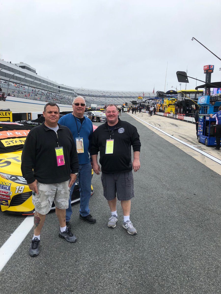 cfd702's tweet image. Race day at Dover