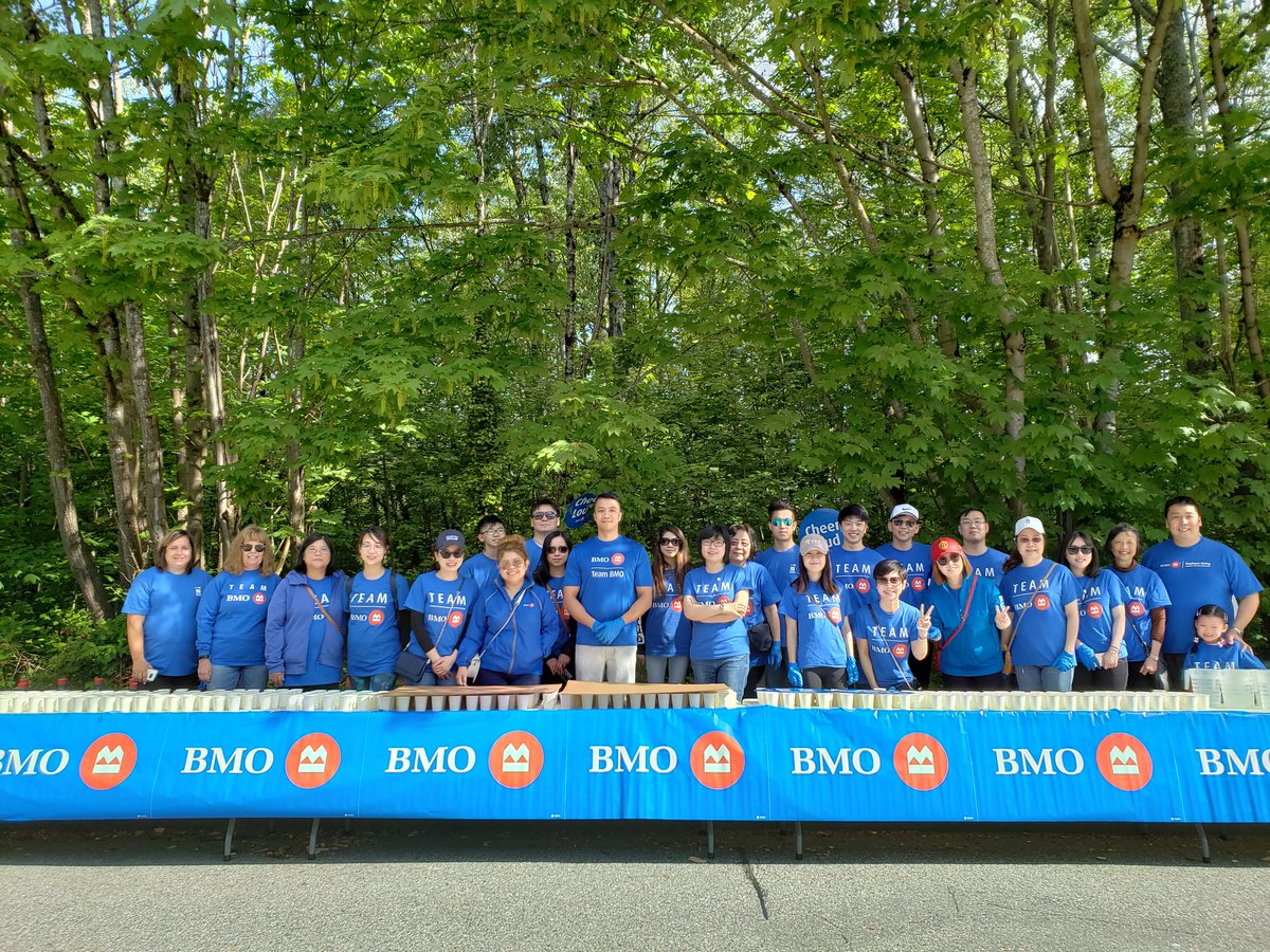 #proudtoworkatBMO #BMOMarathon 3rd waive ... F12 Kits water station... We have more and more BMO employee with their family here to help out ... Way to go!