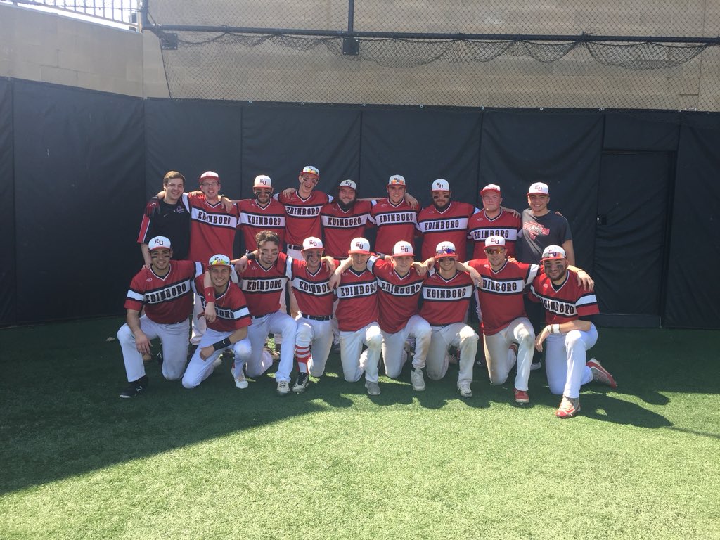 MichelleWaldern's tweet photo. So proud of this team for giving it their all!!! Fell short at the end but played a hell of a game ❤️⚾️🖤 #BoroProud #TeamIsFamily @EUClubBaseball https://t.co/5l2cKyZDho