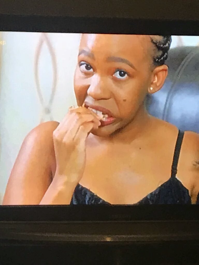 Monde_skinny's tweet photo. #DateMyFamily the gay dude will eat your money like https://t.co/pGD1V4GH32