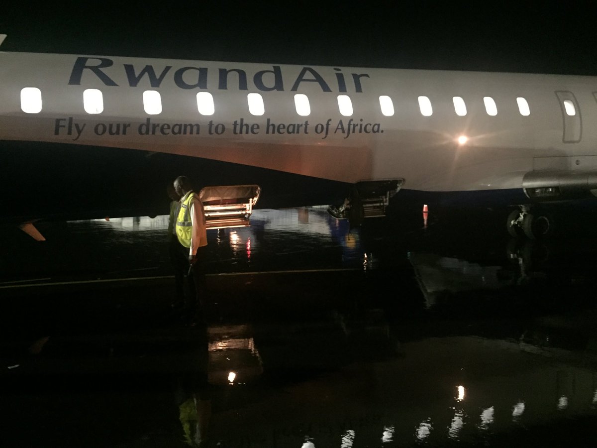 AfriLanguages's tweet photo. As we exited the arrivals, we were told we can't leave de airport with our plastic carry bags. They are not allowed in this East African country! And you wonder why this is de cleanest city in Africa and among the cleanest in the world?
#AfricanLanguagesDay #IsAlmostHere https://t.co/yk7cyh7Bwx