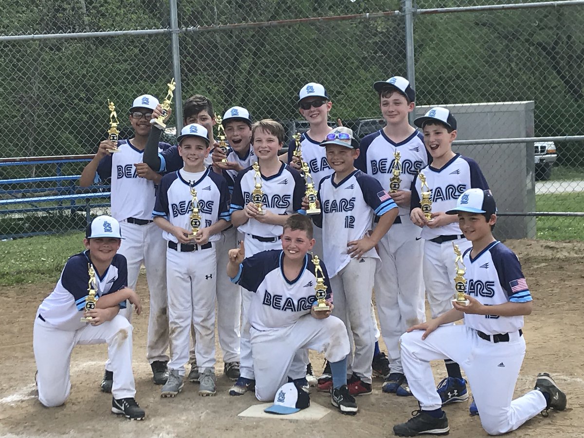tbarringhaus's tweet photo. Great weekend of baseball and a championship for Joey and his teammates. #stlbears https://t.co/U8V7mpQM27