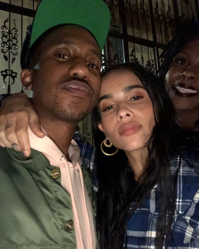 360_comedy_'s tweet photo. Hot shot with #ChrisRedd x #ZoeKravitz x #KellyeHoward #SNL #360Comedy https://t.co/pKYsnYLTtt