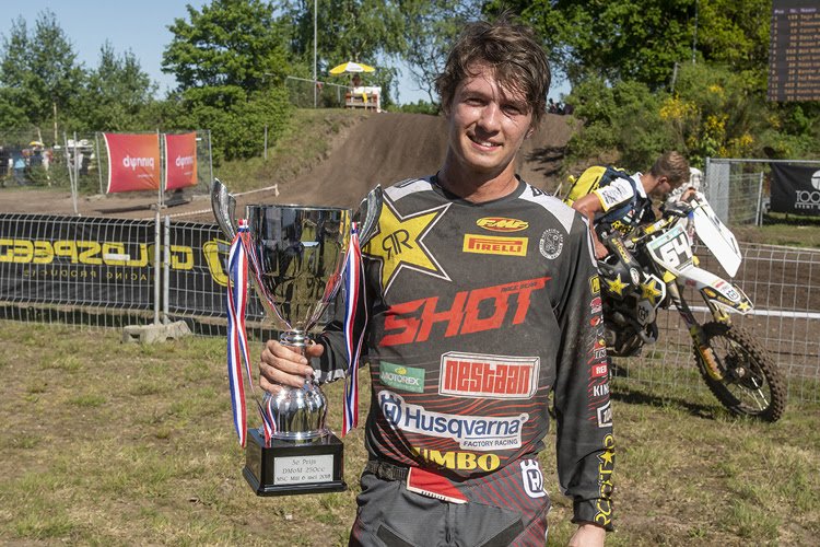 ShotRaceGear's tweet photo. "Reject your sense of injury and the injury itself disappears." Here's @thomasc64's interpretation of Marcus Aurelius!!๐๐ผ #DutchmastersOfMotocross ๐ท @ericlaurijssen https://t.co/yrRro0NzVM
