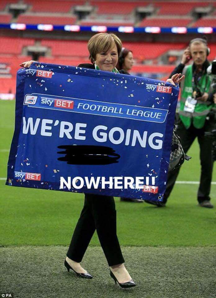 Notsoheavyhero's tweet photo. Replace nowhere with backwards @BobRutler @NorwichCityFC https://t.co/oUddwGha1O