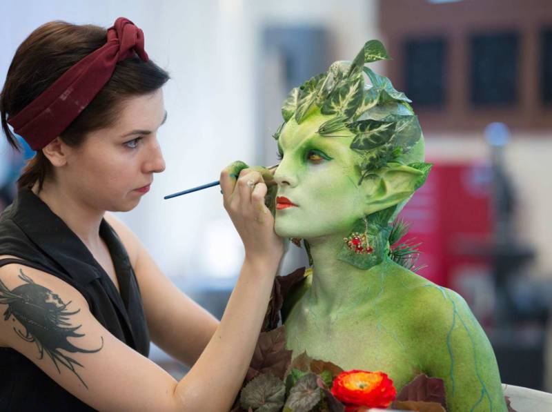 ScareCo's tweet photo. We have known many great artists who have left their mark on the “Face Off” stage, as well as meeting many new friends after they’ve been on the show. “Face Off” made FX and making monsters “cool” again, and I know we’re sad to see it go. 
What do you th… https://t.co/nEWaUBjTwe https://t.co/hSKTYXKOxe