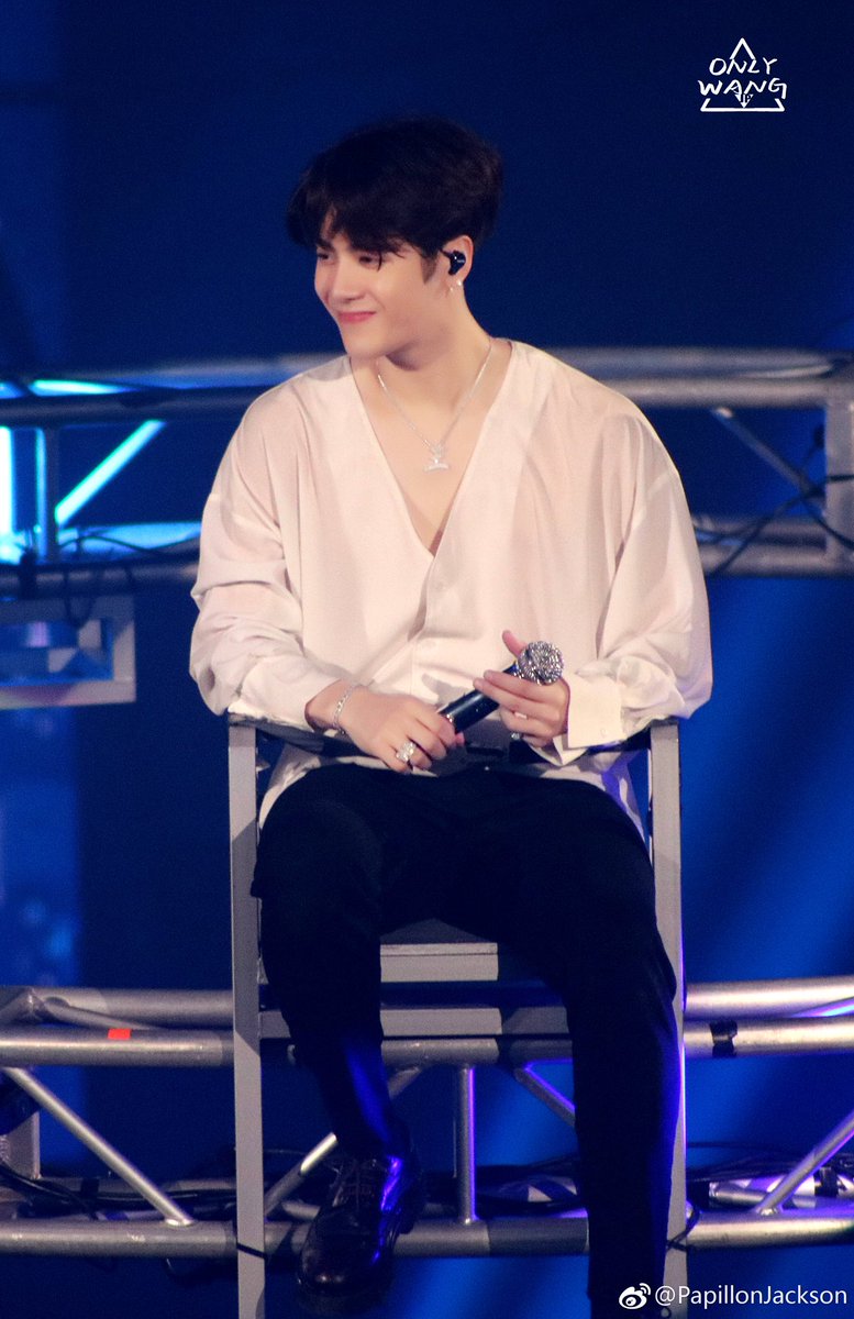 got7fanupdates's tweet photo. 180505 EyesOnYouInSeoul cr.doubleaction_94 #GOT7 #GOT7Look #GOT7NOW #EyesOnGOT7 #EyesOnIGOT7 #EyesOnJackson #王嘉尔 #EyesOnYou #IGOT7 #TeamGOT7 #Ahgase #comeback #GOT7WorldTour2018 #GOT7WORLDTOUR #JYPnation #GOT7STUDIO #JB #Mark #Jackson #Jinyoung #Youngjae #BamBam #Yugyeom #Look https://t.co/xlWH451shV