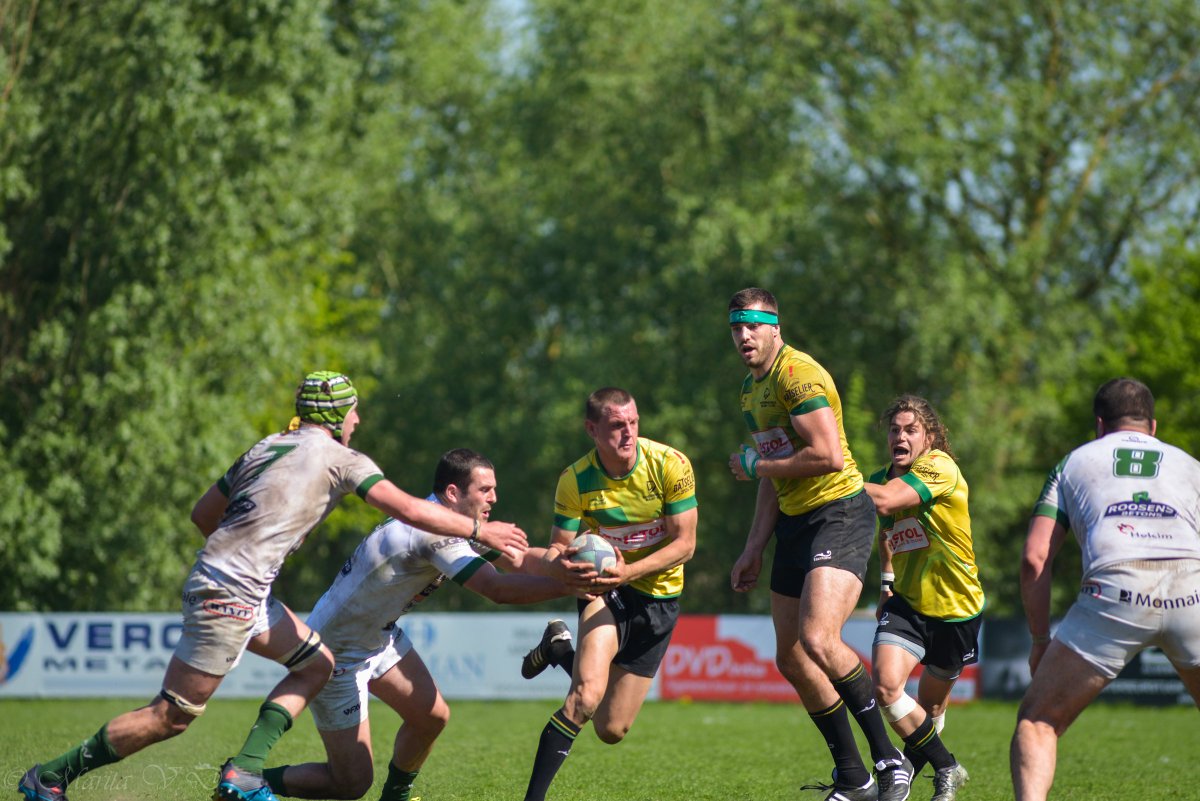 Sportkipik.be (@sportkipik) on Twitter photo #BofferdingLeague <a href="/RCLHofficiel/">Rugby Club La Hulpe</a> a maîtrisé le #ROC en demi-finale et défiera dans une finale inédite <a href="/Rugby_DRC/">Dendermonde Rugby Club</a>, vainqueur du <a href="/rugbysoignies/">Rugby Club Soignies</a> ➡️bit.ly/2JWZQVq #BofferdingLeague <a href="/RCLHofficiel/">Rugby Club La Hulpe</a> a maîtrisé le #ROC en demi-finale et défiera dans une finale inédite <a href="/Rugby_DRC/">Dendermonde Rugby Club</a>, vainqueur du <a href="/rugbysoignies/">Rugby Club Soignies</a> ➡️bit.ly/2JWZQVq