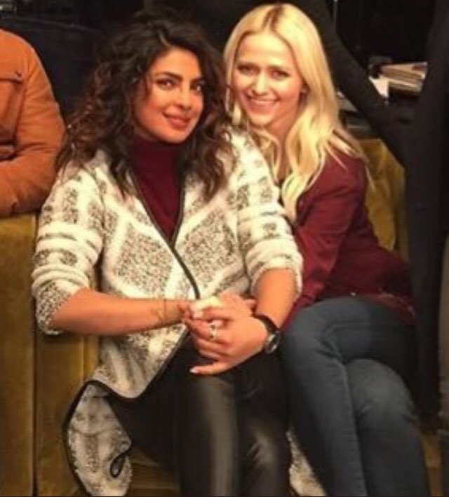 xoxpriyankaxox's tweet photo. The 2 best ships 😂😍 @alanpowell10 #jakemclaughlin @JohannaEBraddy @priyankachopra #Albey https://t.co/VRv1F9kHwH