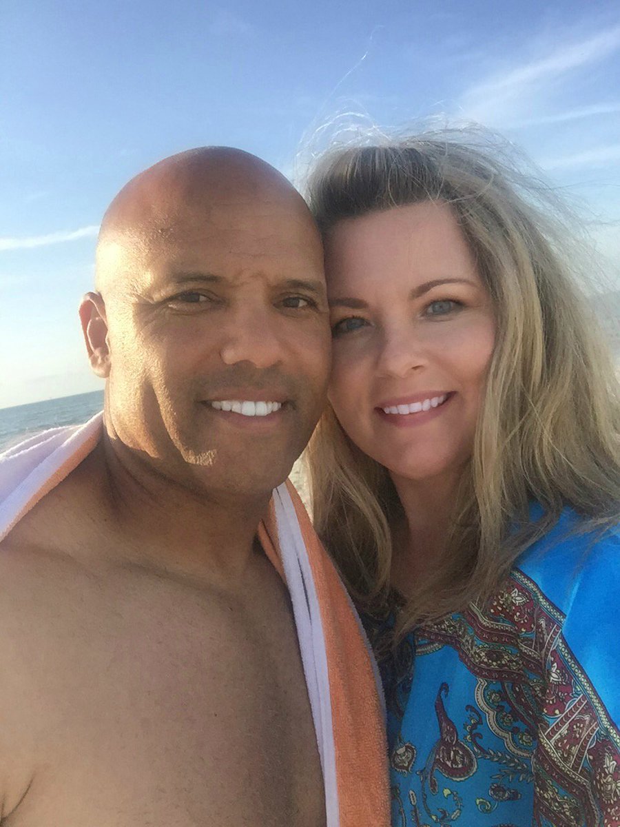 JLopesforlife's tweet photo. What a wonderful weekend. Twitter password hack has me checking in! Hi, y'all! https://t.co/TCUcowLbuc