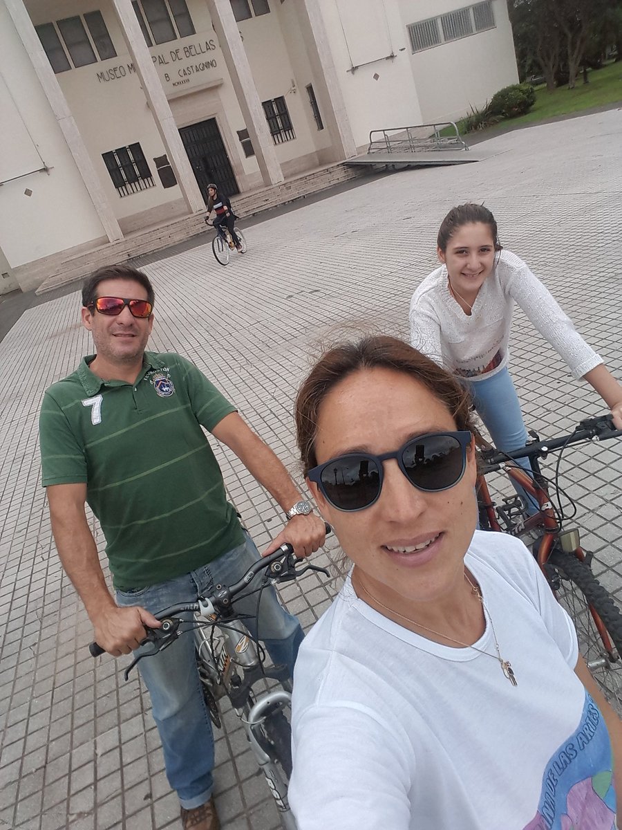 marialauraport1's tweet photo. #posta1 @RosarioEnBici https://t.co/yOz9YSX8jh