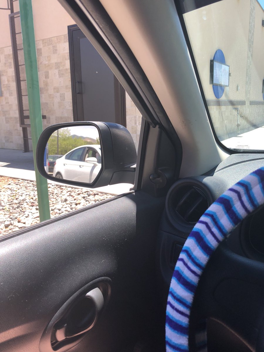 Bubblezzx88's tweet image. #SonicSundays with mom before writing my paper