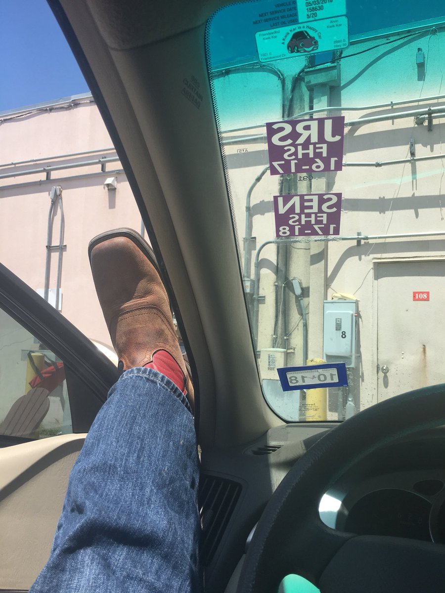 Mrclutchcjc's tweet photo. Feeling a little Country on this hot May afternoon. #AxeEm #Hotassday https://t.co/qDIlTAXCMz