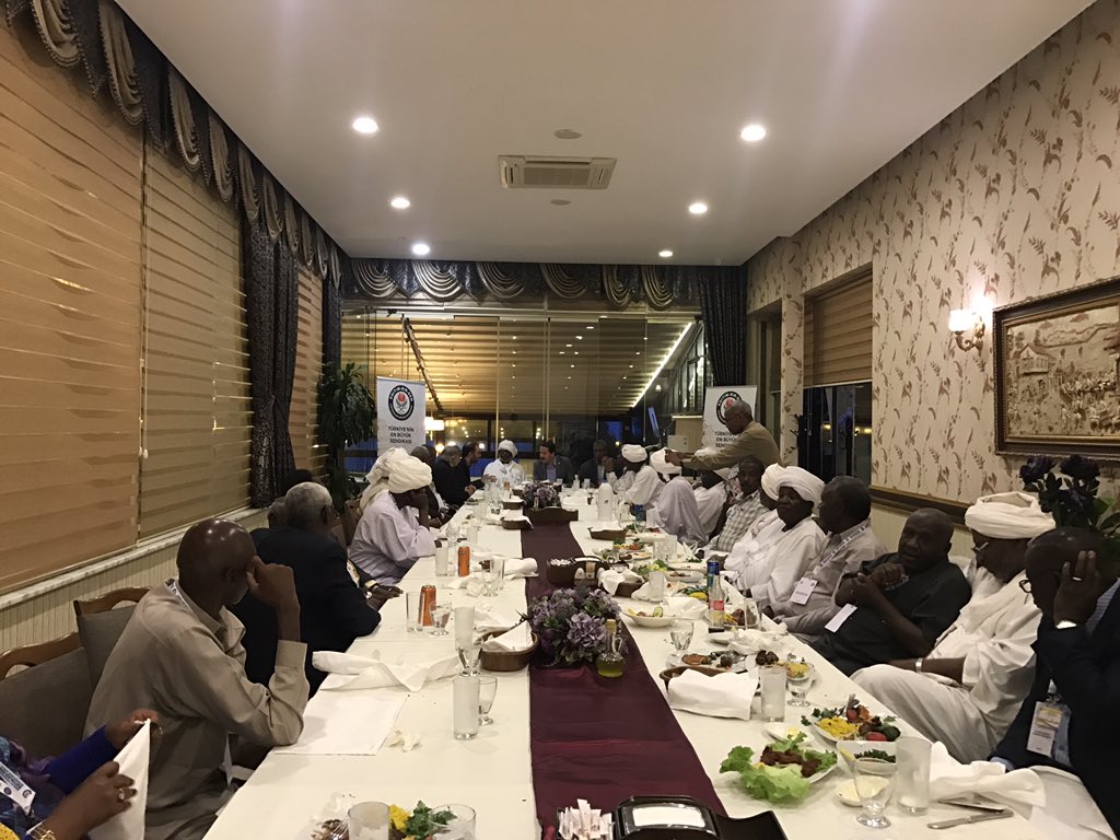 Sudan'dan Eğitim ve İşbirliği yaptığımız Öğretmenler Birliği; ülkesinin İl Müdürleri ve Eğitim Uzmanları ile eğitim toplantısı ve semineri yapmak için İstanbul'da misafirimiz.
Eğitim-Bir-Sen olarak Türkiye sevdalısı Sudan'ın eğitim bürokrasiyle bir araya geldik.
