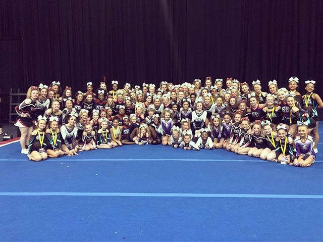 utahfusion's tweet photo. Such an INCREDIBLE division with these Junior Restricted 5s!!! And great sportsmanship amongst all athletes and coaches. #fusionswag #fusionbombshells #juniorrestricted5 #thesummit18 https://t.co/imQ59Jec2d https://t.co/0BA3n8g4hd