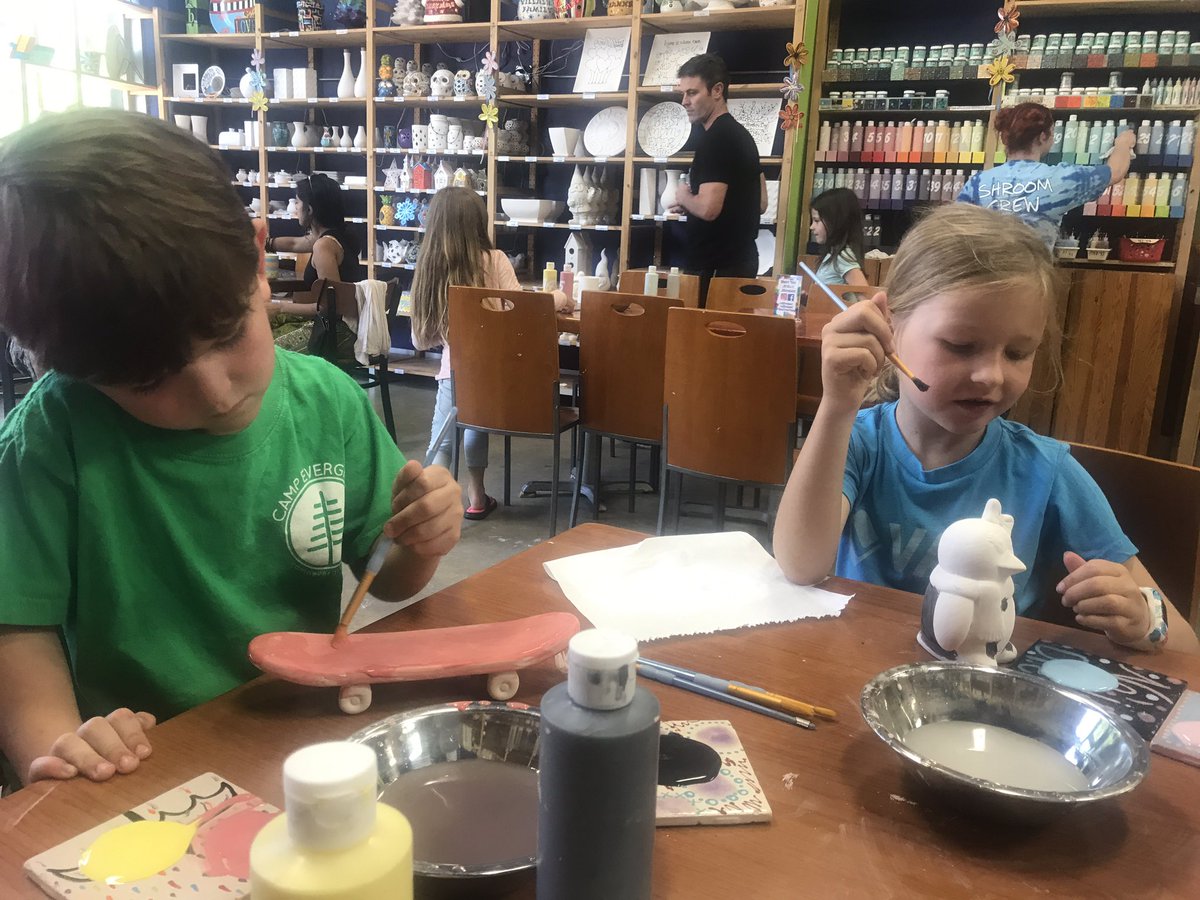 prekhedgehogs's tweet photo. Making Art from the Earth! #allfiredup! #trinitytreasures #trinitycares https://t.co/9UBobRoZIe