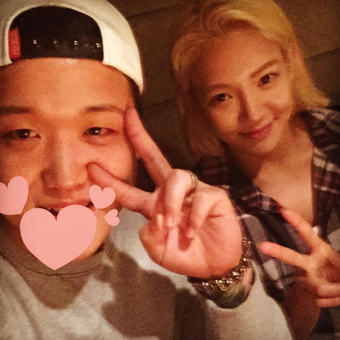 Some_One13's tweet photo. #์๋
์๋ #ํจ์ฐ #CLUBOCTAGON #DJHYO #Hyoyeon
https://t.co/n12qu7KrYy https://t.co/C1WemqdOfG