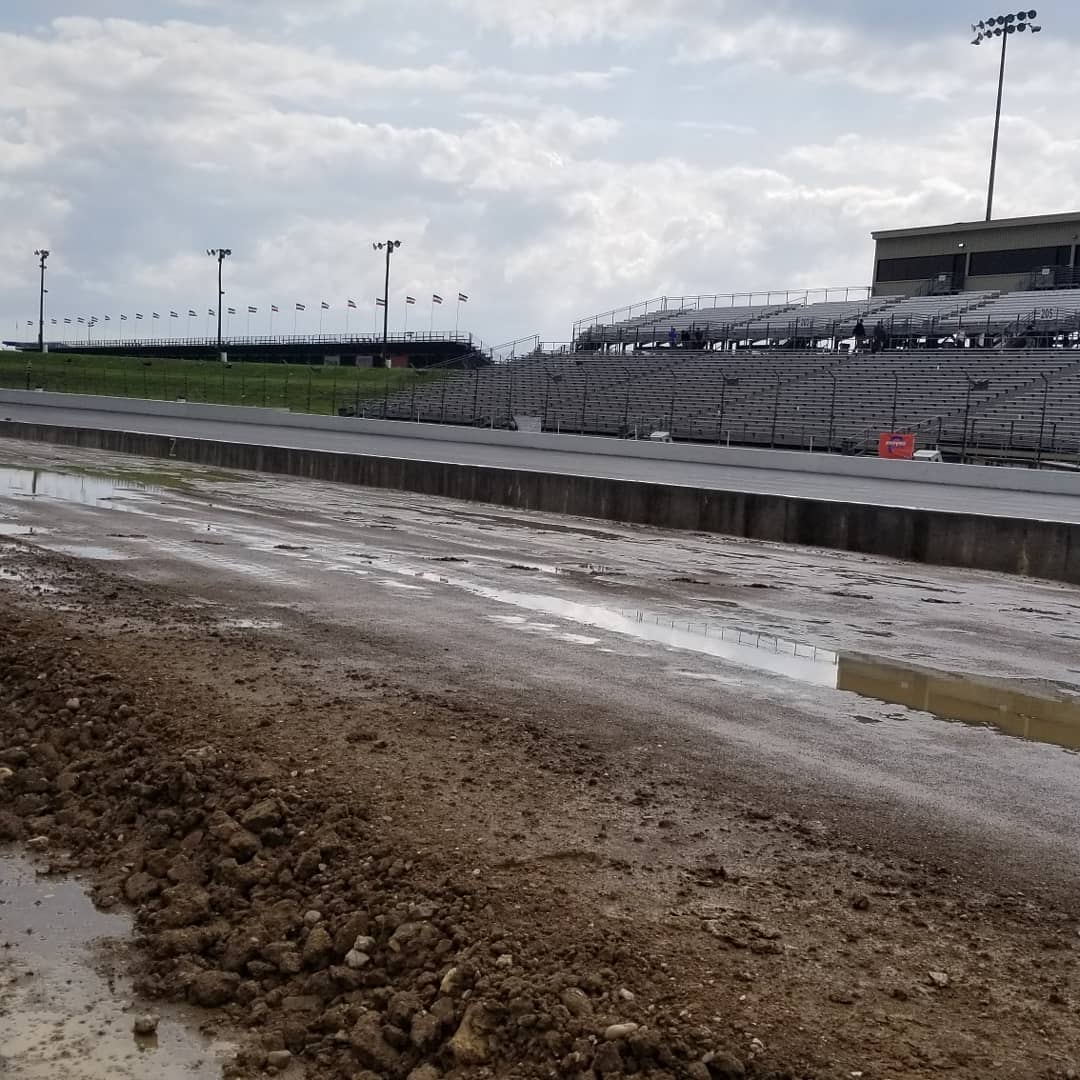 BD_Diesel's tweet photo. Well after an hour of heavy rain!! The sun is back out and now track prep is commencing. Sled pulls are back on in T-minus 1 hour...or so 🙌

#bddiesel #bdraceteam2018 #dnrcustoms #destructivediesel #dkgracing #cummins #powerstroke #sendit #webreathediesel #innovation #UCC18 https://t.co/KstCBA7XHd