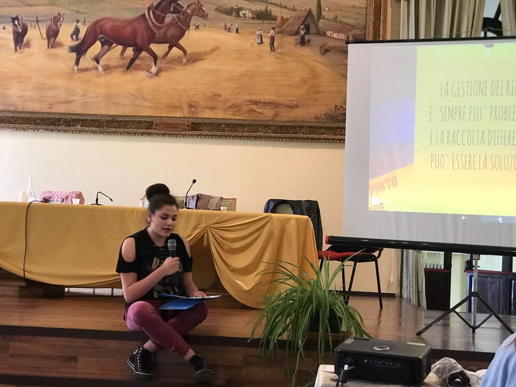 SquadRecycle's tweet photo. Ringraziamo tutti gli intervenuti al nostro Evento per la Festa dell'Europa!!! È stata una bellissima esperienza!!!
#ASOC1718 #festaeuropa https://t.co/dURTzaWDQV