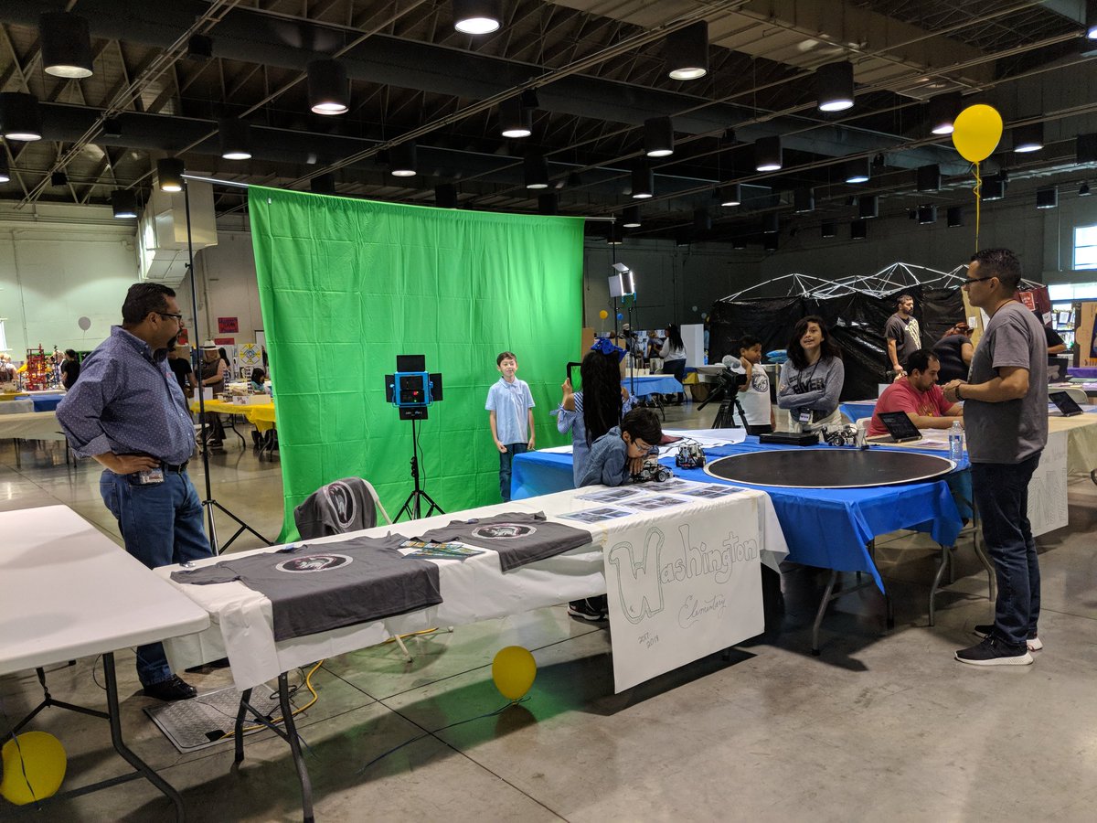 WashingtonPUSD's tweet photo. Enjoying a nice day at the Nancy Mckraken Learning Expo. #ProudtobePUSD #learningexpo #whatsbestforkids https://t.co/NZRJLK291l