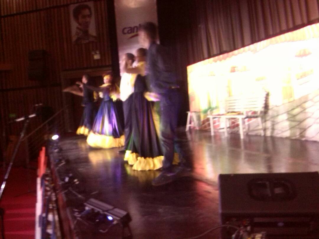 CulturaenCantv's tweet photo. Despedimos esta edición del #FITCcs2018 en #Cantv Av. Libertador con el tributo a La Sultana del Ávila y la obra "Un canto a Caracas"#ConexiónCulturalCantv   #FITCcsPuroTeatro   #NuestraConexiónEsConVenezuela https://t.co/KHeaSLbP8e