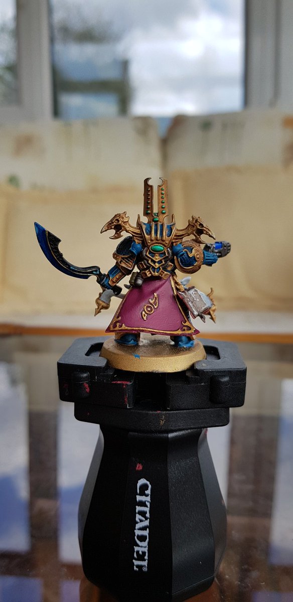 Red_Magician42's tweet photo. So my chaos sorcerer. I've done the force sword, plasma gun, the cloth, the jewells and the cloak. #paintingwarhammer #warhammer40k #warhammer https://t.co/2UKd22aBlw