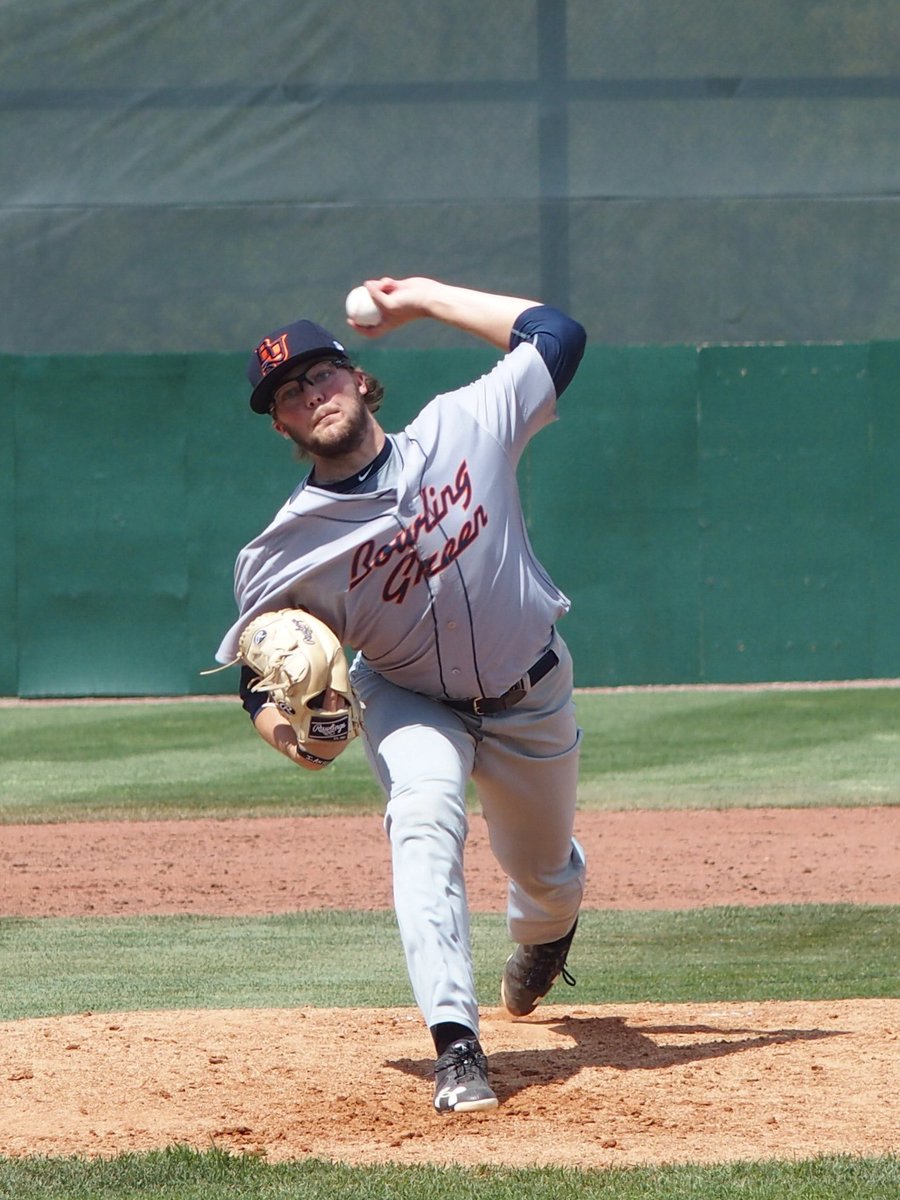 Former Webster University LHP Josh Fleming in his debut for the Single-A affiliate Bowling Green Hot Rods:

5IP, 5K’s, 2H, 1BB, 0R