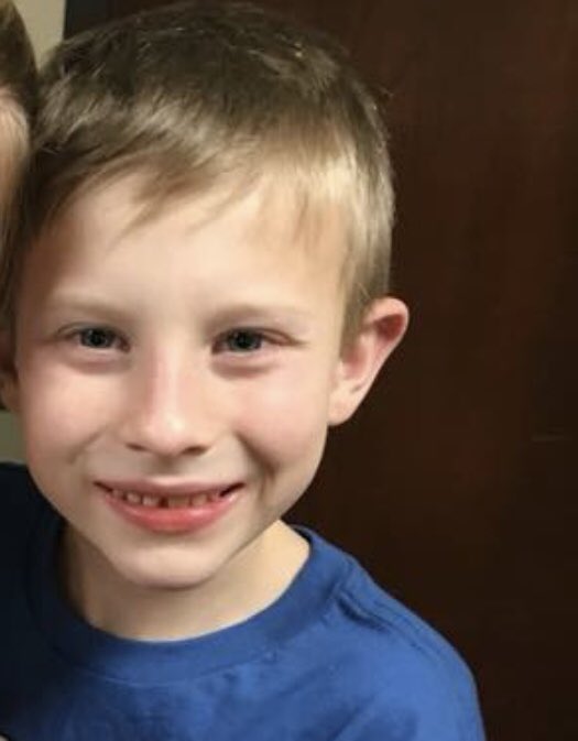 jackpeterson23's tweet photo. My brother is Mason Ramsey’s look alike 😂 https://t.co/Q89gqiSsc8