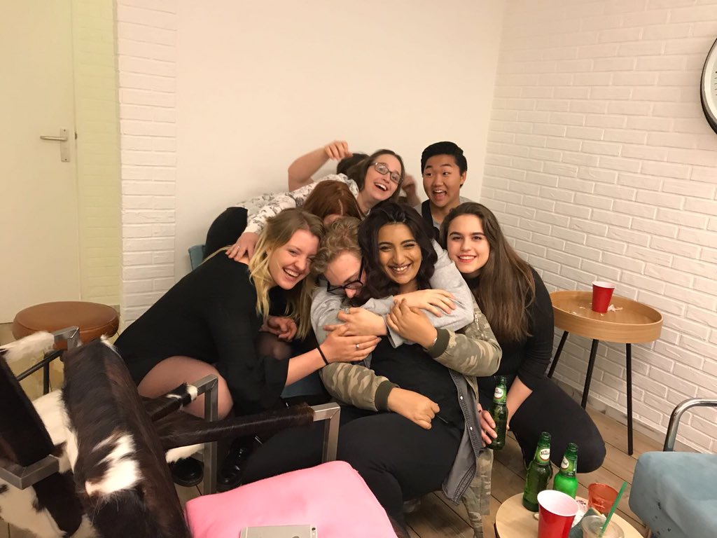 ParticularReady's tweet photo. The people I meet at concerts, the people I go to concerts with, are the only ones where I feel like I can be myself with. &amp;during the concert, I can let go of all of my thoughts&amp;just be happy. I know that I smile 9/10 times, I think I'm talented in fake smiling.. #WeAreTheYouth https://t.co/oLapsvmNwp