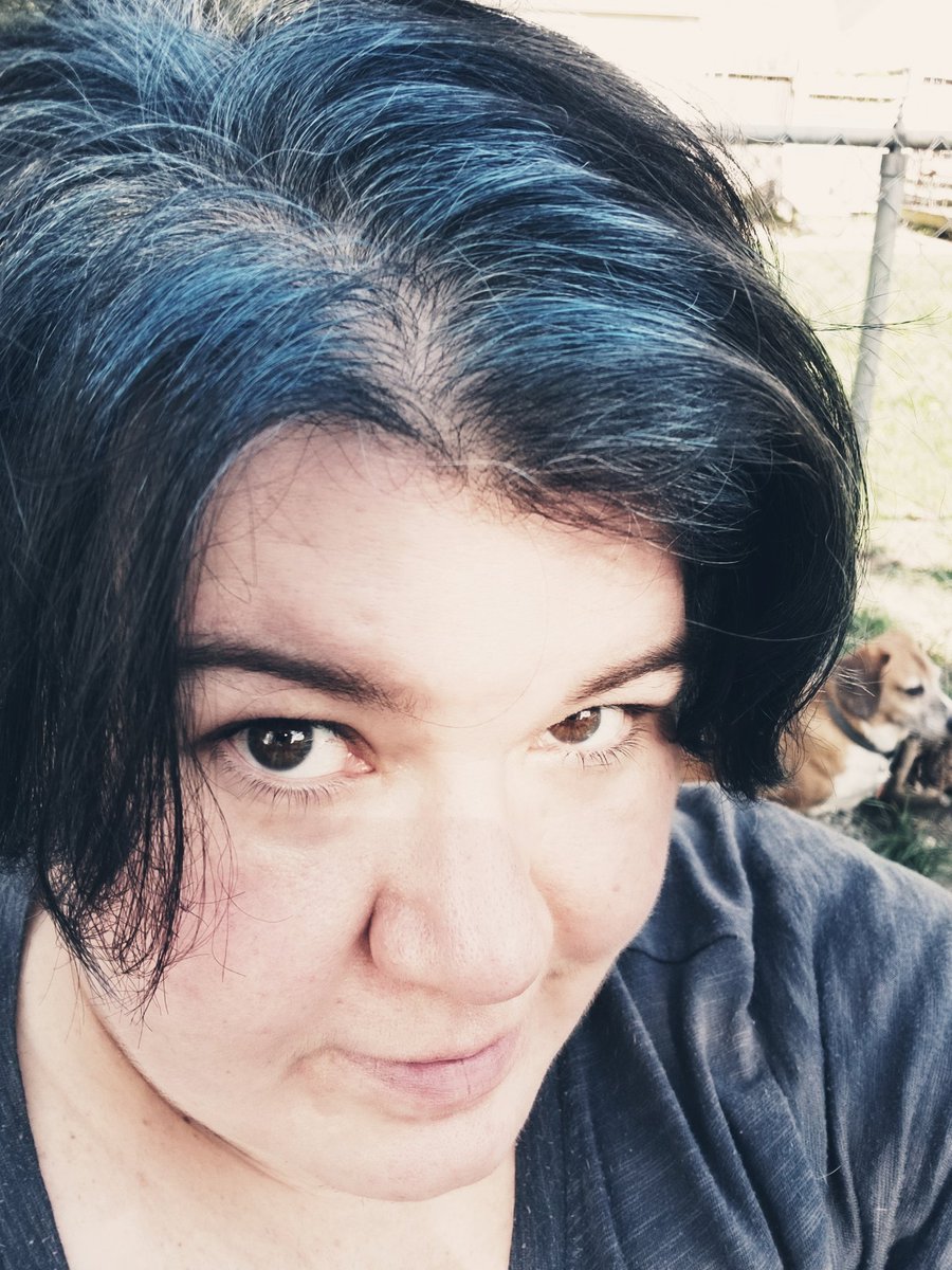 JaniceFosse's tweet photo. #writewemay d6: Sunday selfie.
I hate selfies. #yardworkHair #weirdshadows #allergyeyes https://t.co/QxBGRpELUD