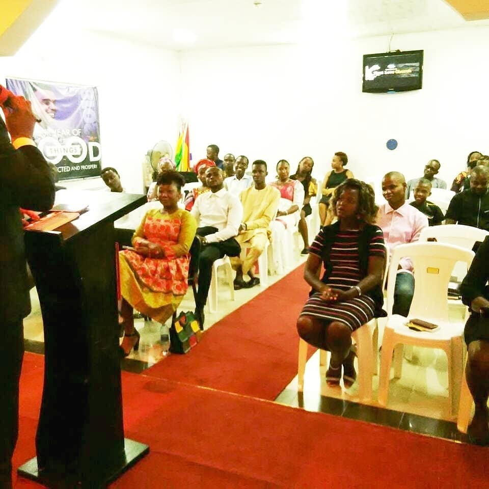 firstlove9ja's tweet photo. Make Some Noise 💃

Service was Minsheric as we were Blessed to specially welcome our new Pastors, Pastor Dr. Kojo Obeng, Pastor Peter Azura and Lady Pastor Anita Azura to First Love Church Abuja

It was Beautiful, Exciting, Nice and Mood-Changing

Its just not our fault🤷🏻‍♂🤷 https://t.co/o1nRx3XB9h