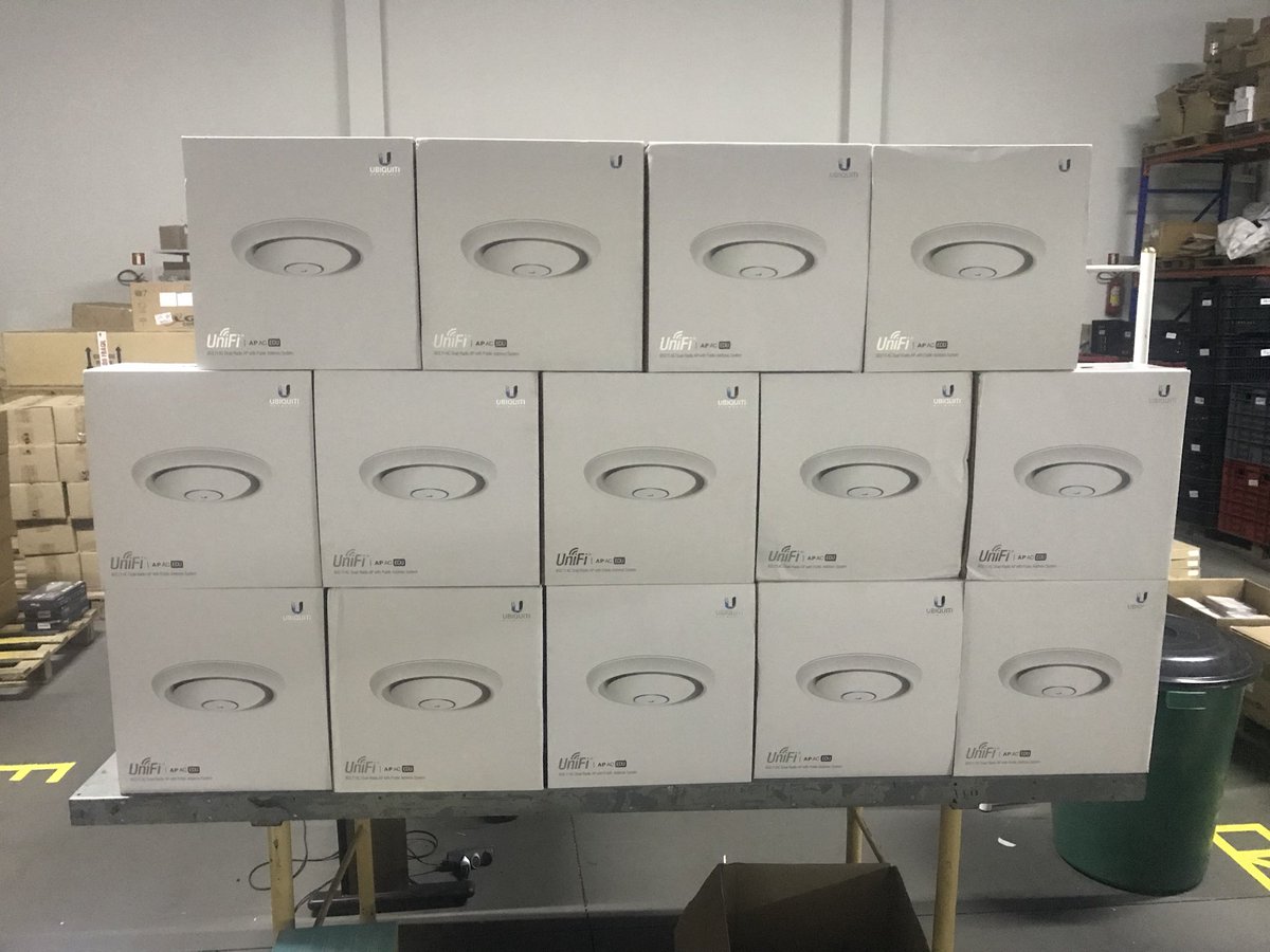Marcos_Rodolfo_'s tweet photo. #UBNT #unifi #UBNTairMAX cliente satisfeito projeto faculdade! https://t.co/3MXKhklyh4