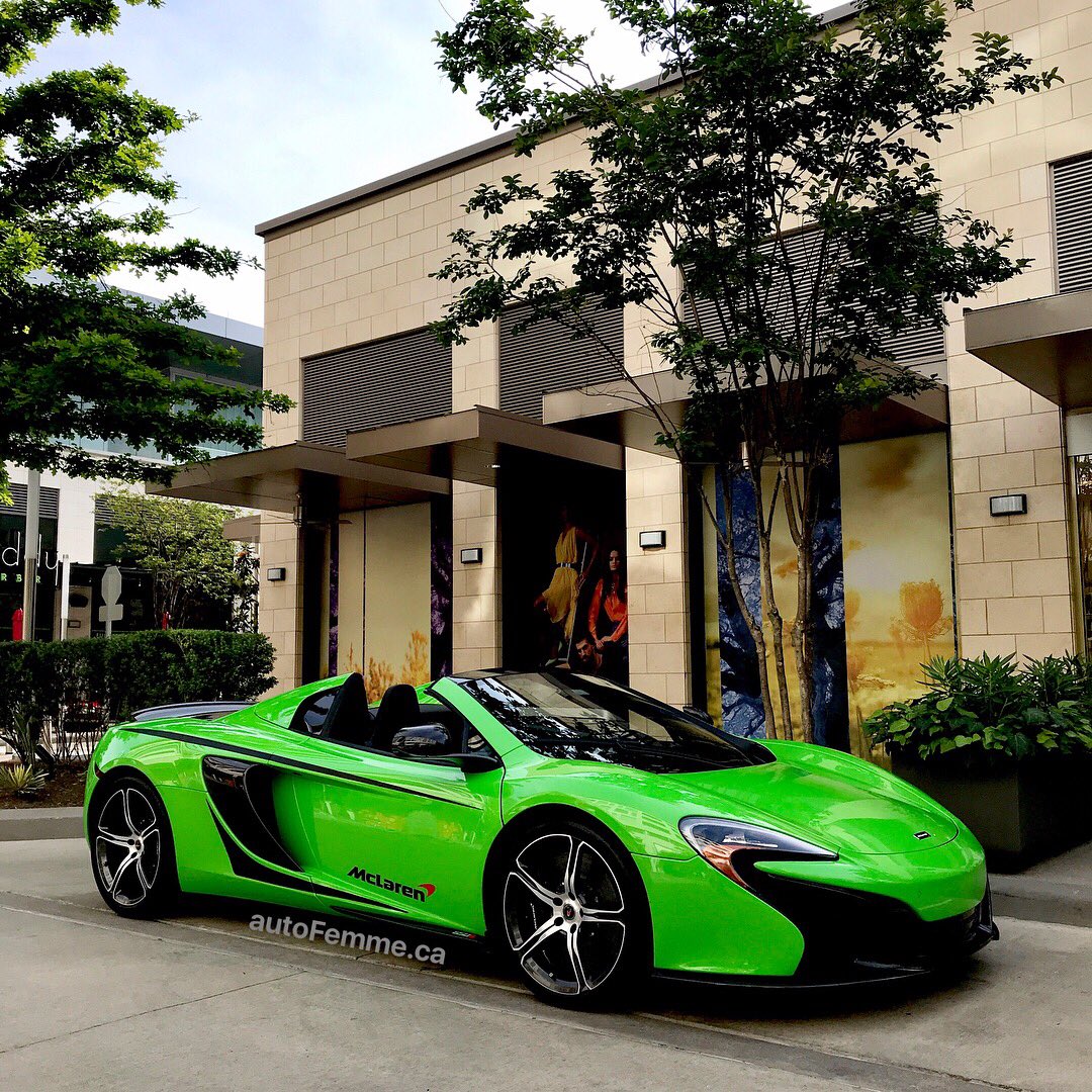 _autoFemme's tweet photo. I swear if I ever win the lottery and get a @McLarenAuto or @Lamborghini it will be purple or lime green...their colorful paints look amazing! https://t.co/oT12uO20mE