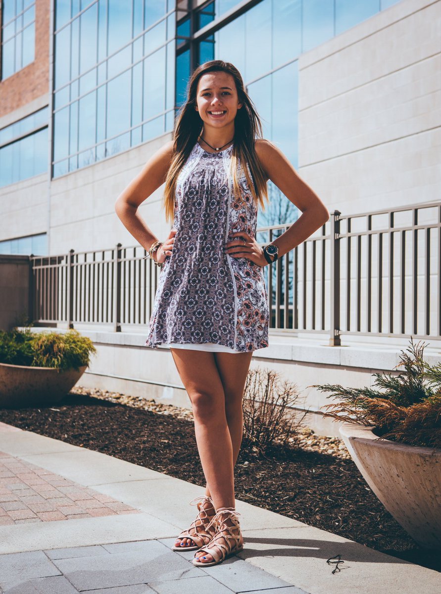 kimesfamily's tweet image. I am so proud of my girl! Love ya Lys 💛