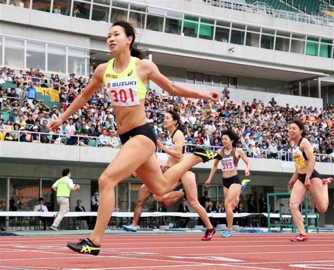 Tokachi High School 今夏のアジア大会代表選考会を兼ねた陸上の静岡国際で 幕別町出身の福島千里選手が 女子200メートルで優勝し2年連続の頂点に立ちました T Co Uglrvilp 十勝の高校情報 陸上 福島千里 帯広南商業高校 T Co Tokachi High School 今夏のアジア大会代表選考会を兼ねた陸上の静岡国際で 幕別町出身の福島千里選手が 女子200メートルで優勝し2年連続の頂点に立ちました T Co Uglrvilp 十勝の高校情報 陸上 福島千里 帯広南商業高校 T Co
