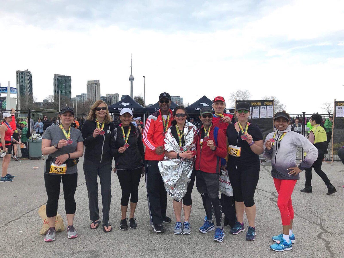 mswadia's tweet photo. #markhamrunners represent @torontomarathon half! WTG - congratulations all! https://t.co/NrHXFBFctD