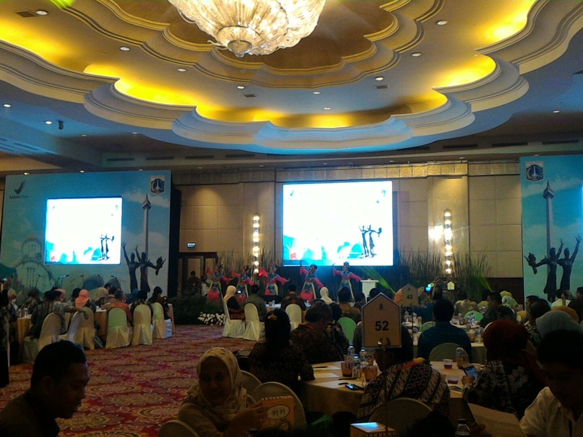 BPOM_RI's tweet photo. Saat ini sdg berlangsung pembukaan Musyawarah Nasional BPOM 2018 di Hotel Ritz Carlton, Jakarta #MUNASBPOM2018
#UMKMBERDAYASAING https://t.co/FQahjj0BBW