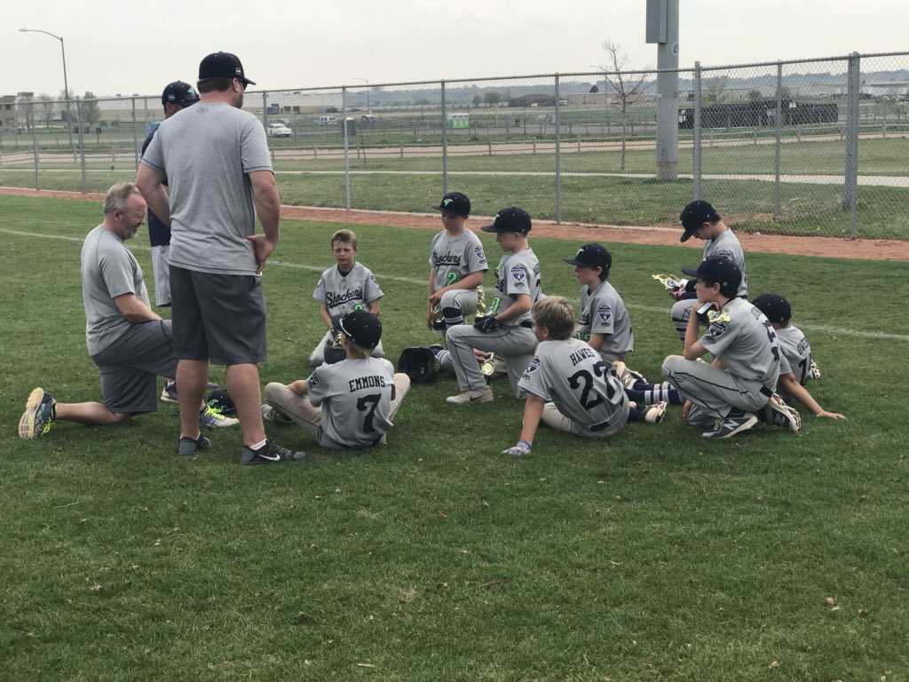vikkilynnhorton's tweet photo. Congratulations to #burnbaseball for winning the 11u #battleatthefort2018 and to #shockersbaseball for being the runners up. @triplecrownspts @TCSColorado @TCS_BB Final score 8-7. #nailbitter https://t.co/eSUFqpQptD