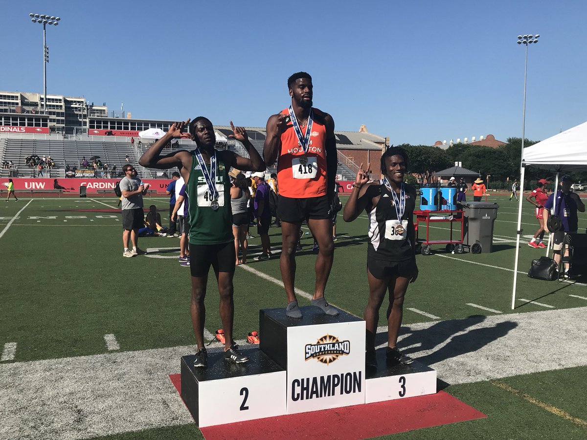 CoreyMistretta's tweet photo. Cliff Resias runs 20.46 to win the silver medal in the men’s 200m shattering the old school record. #LionUp #schoolrecord #conferencerunnerup https://t.co/l5Q86wRMif