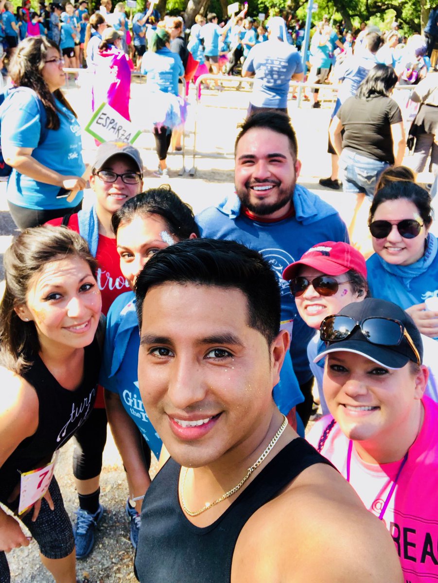 BilESLDirDillon's tweet photo. What kind of staff wakes up on a Sunday to support our students at girls on the run? Villarreal Jag Staff!! ♥️@ramirezyr6 @RoxanneJGtz @DivaMagaly10 @Maria_MorenoAST @Alice_P1422 @coachmcPE @IsaacGaitan6 @Prek_Ramsey @amessick27 @MarioE2123 @rivas https://t.co/ML6zbj06dK
