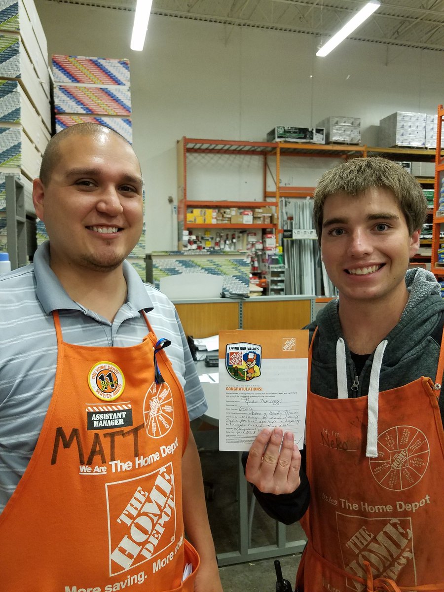 Tom Halbrook tweet media